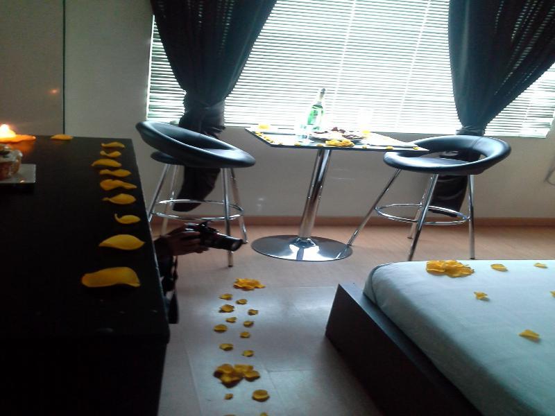 Titan Hotel & Spa Bogotá Extérieur photo