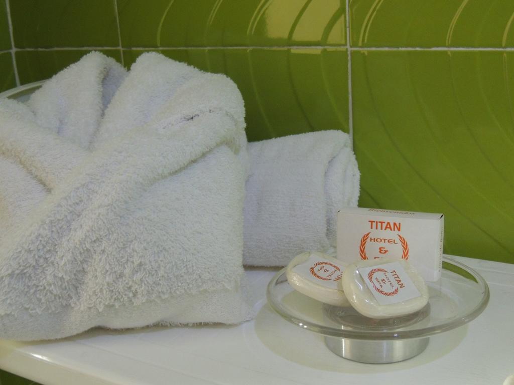 Titan Hotel & Spa Bogotá Extérieur photo