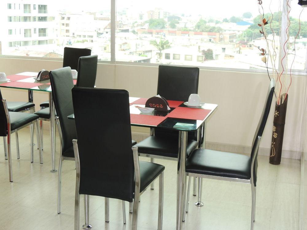 Titan Hotel & Spa Bogotá Extérieur photo