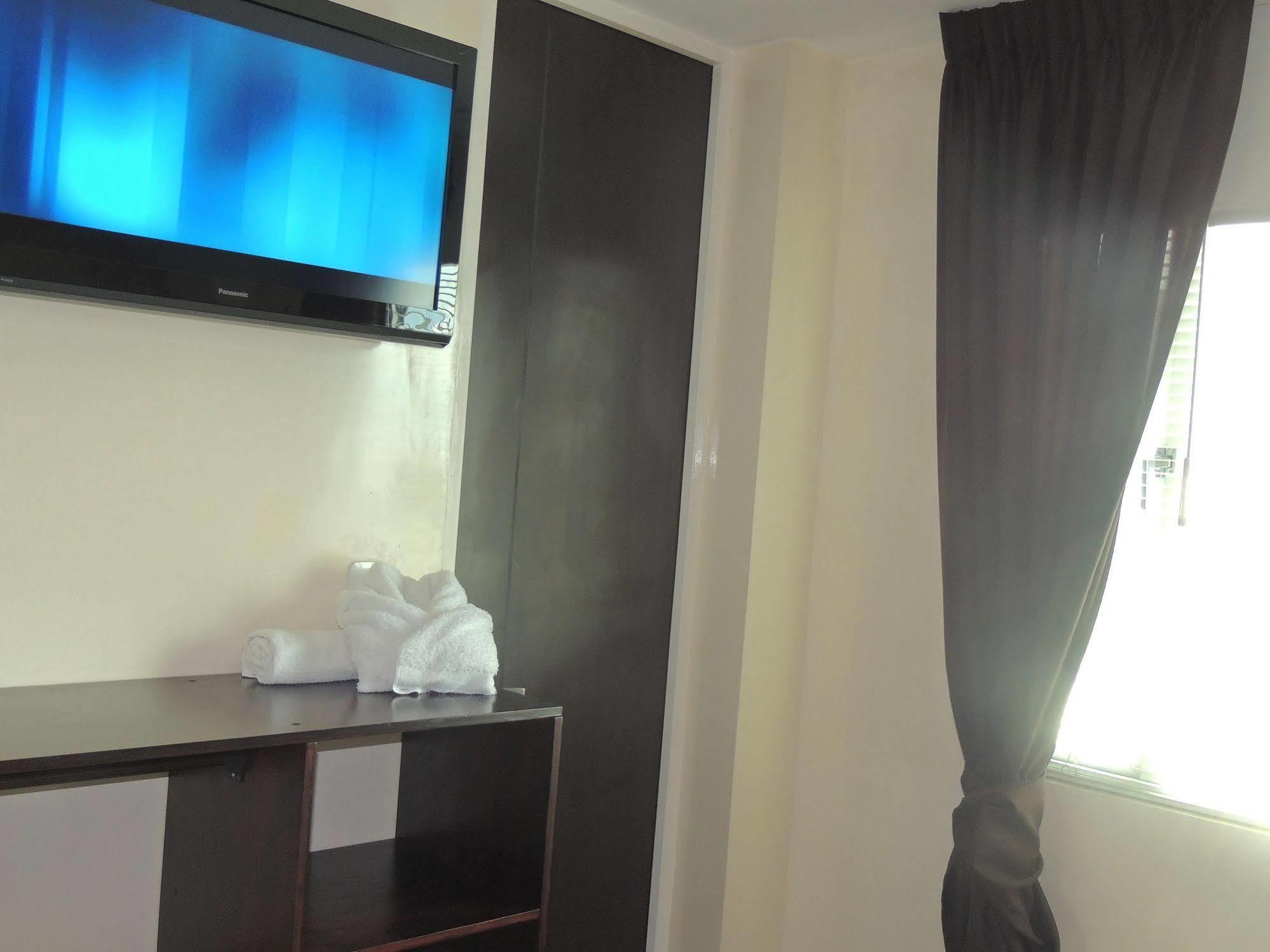 Titan Hotel & Spa Bogotá Extérieur photo