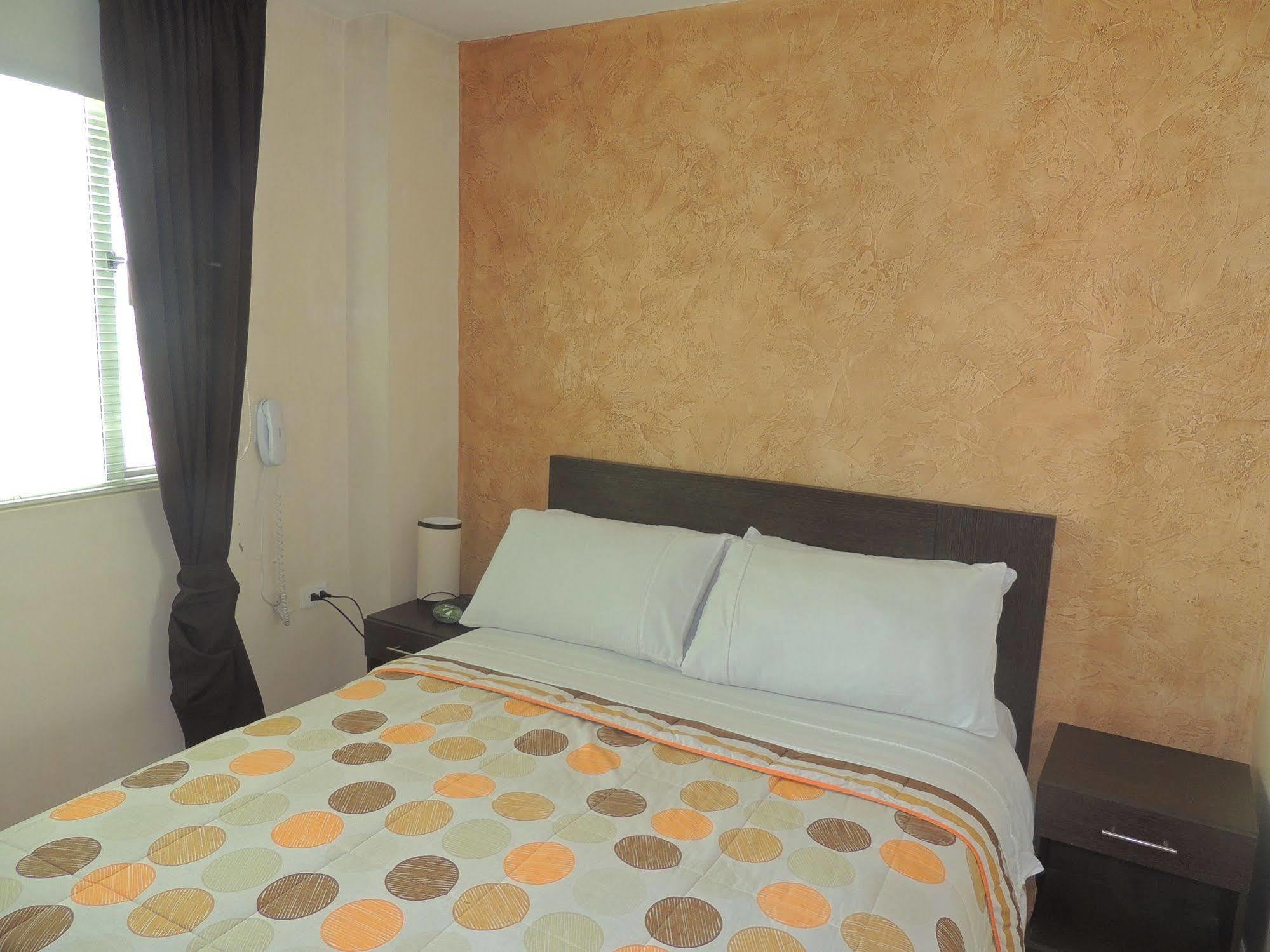 Titan Hotel & Spa Bogotá Extérieur photo